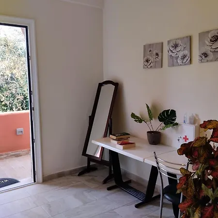 Tzafi's 2 Apartment